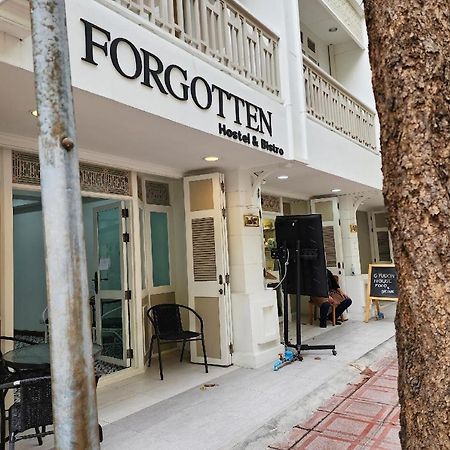 Forgotten Hostel Silom Bangkok Exterior photo